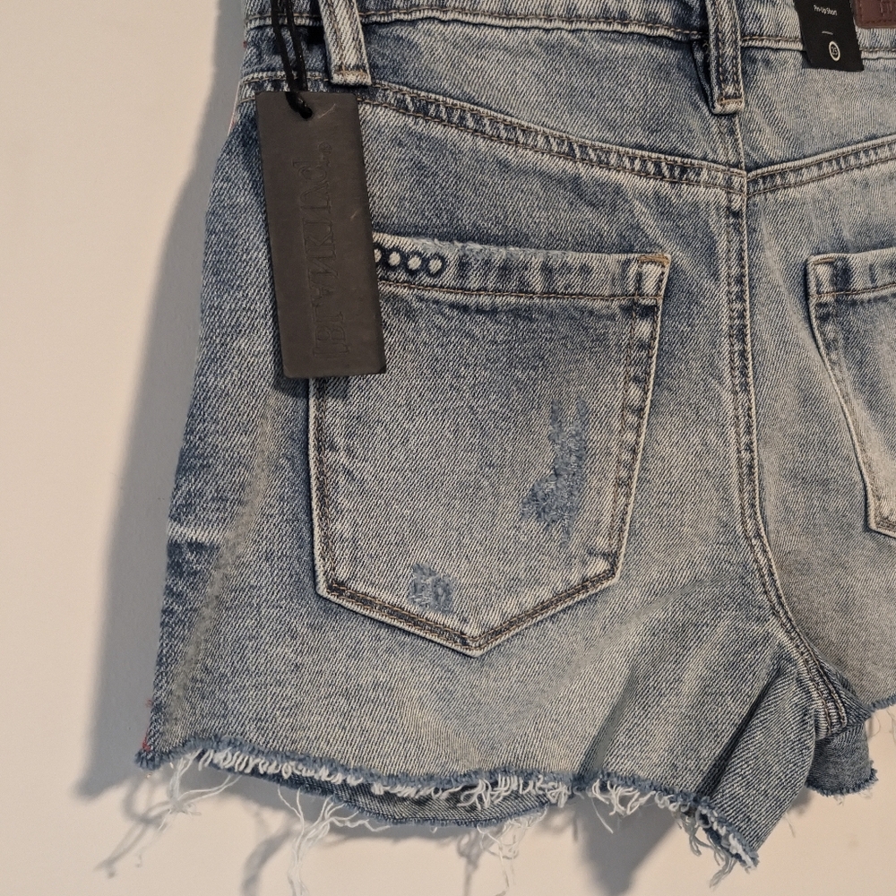 NWT Blank NYC The Barrow Distressed Denim Shorts with Side Stripes Size 25 - Picture 14 of 14